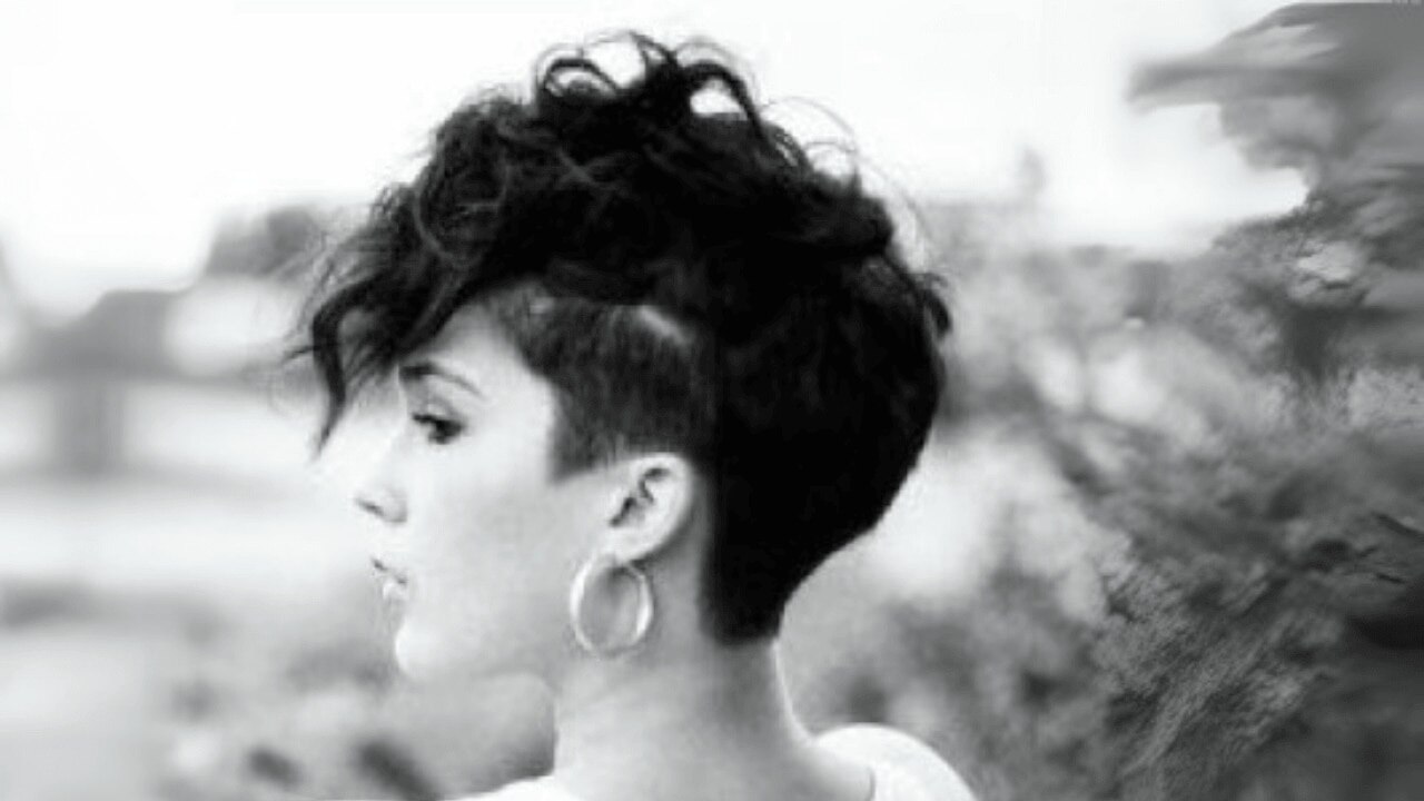 Disconnected pixie with undercut