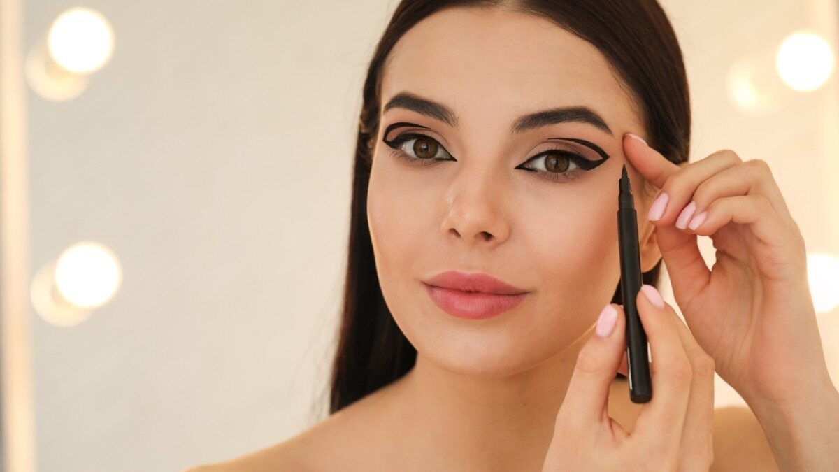 7. Eye liner, kajal and mascara