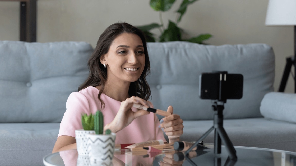 Basic Makeup Steps for Beginners: A Simple Step-By-Step Guide