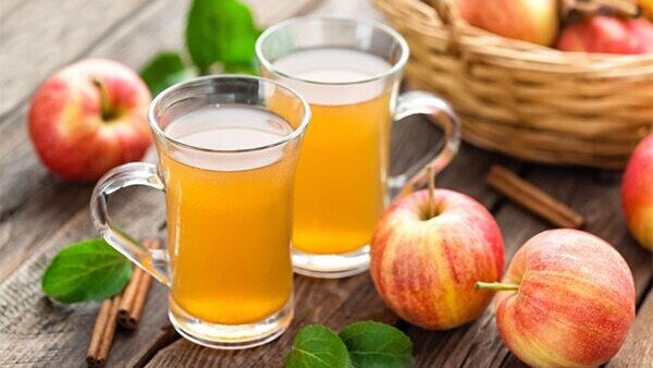Apple cider vinegar + Honey hair mask