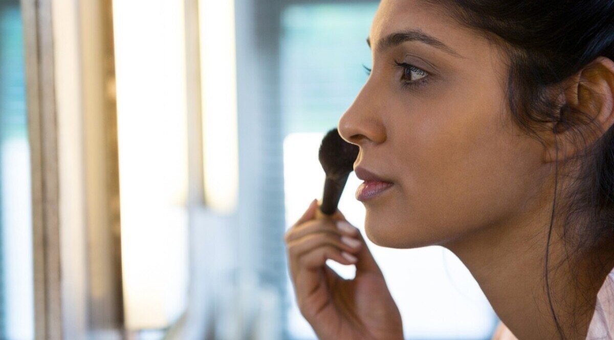 Apply a foundation