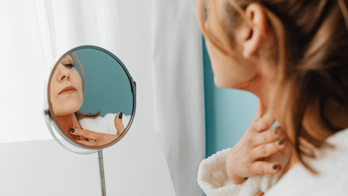 What Causes Dark Neck: Symptoms And Treatment For A Black Neck