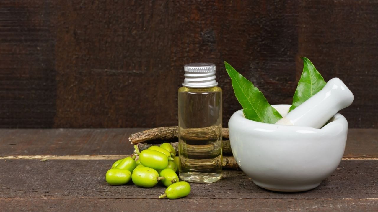 FAQs about neem oil for hair