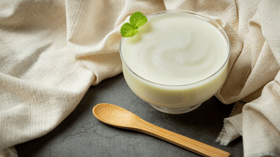 Benefits of Curd For Hair Care: Benefits Of Applying Curd On Hair