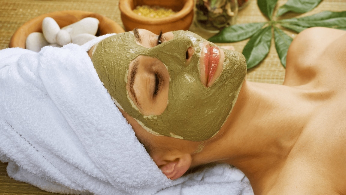 Facial For Pimples: The Best Way To Beat Acne