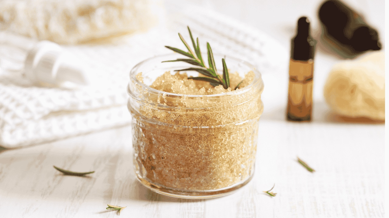 7.Sugar scrub