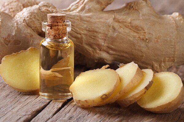 Ginger and olive oil hair mist