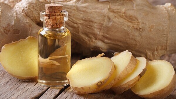 Ginger and olive oil hair mist