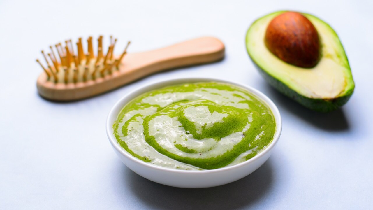 Avocado and almond oil mask for lustrous hair