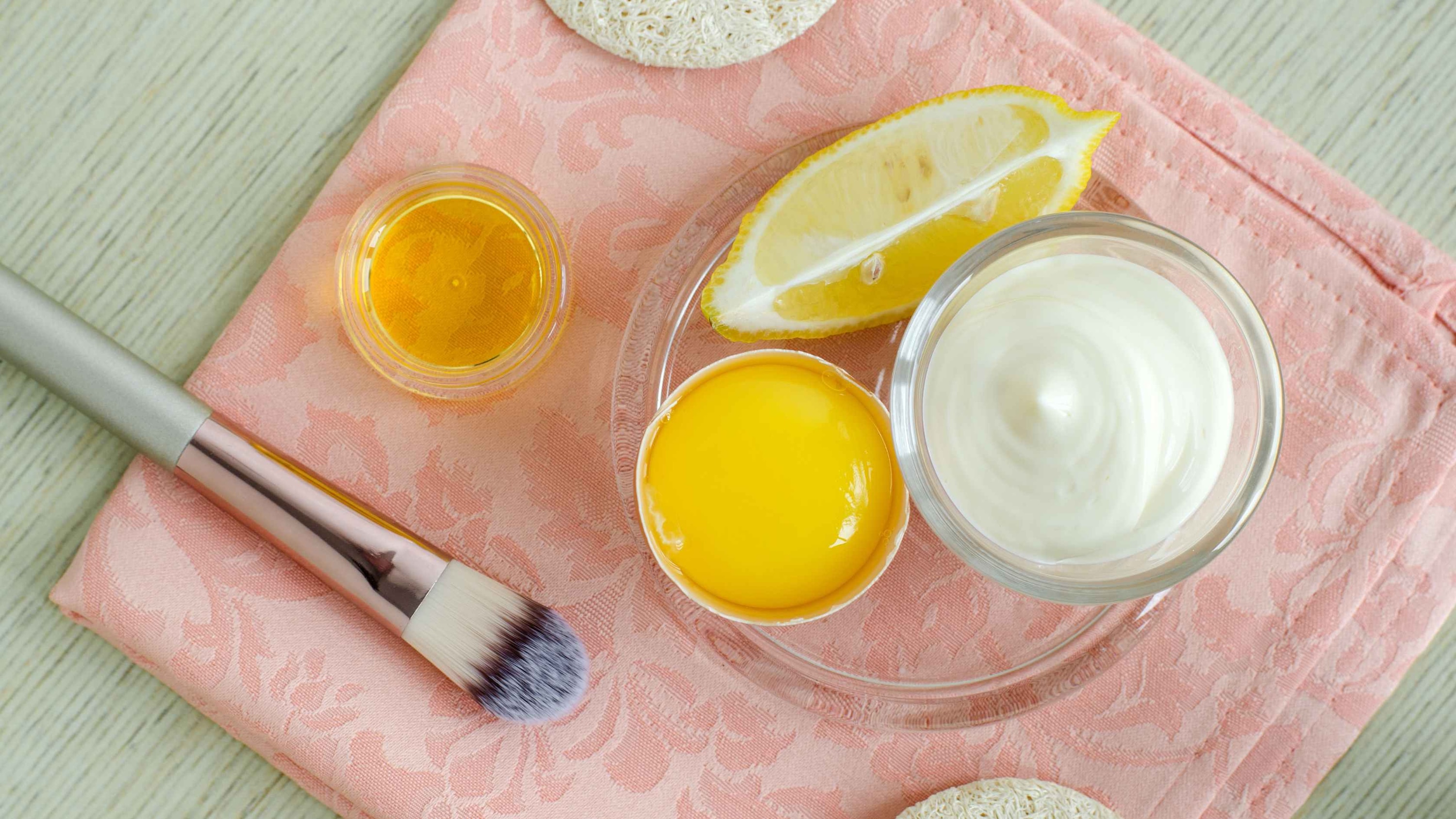Egg and yoghurt mask