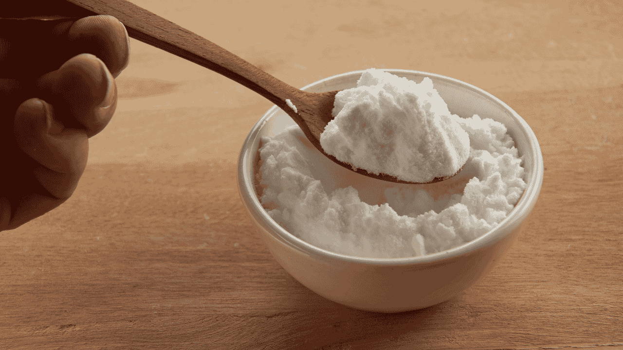 If those tips and tricks aren’t enough, then worry not! There are enough things in the kitchen that you can use to get rid of the grease. Here are some that we’d suggest: