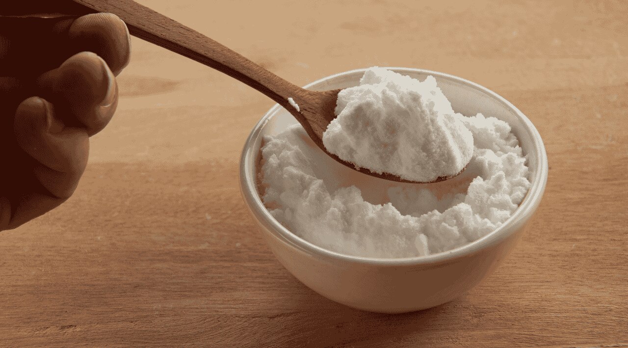 If those tips and tricks aren’t enough, then worry not! There are enough things in the kitchen that you can use to get rid of the grease. Here are some that we’d suggest: