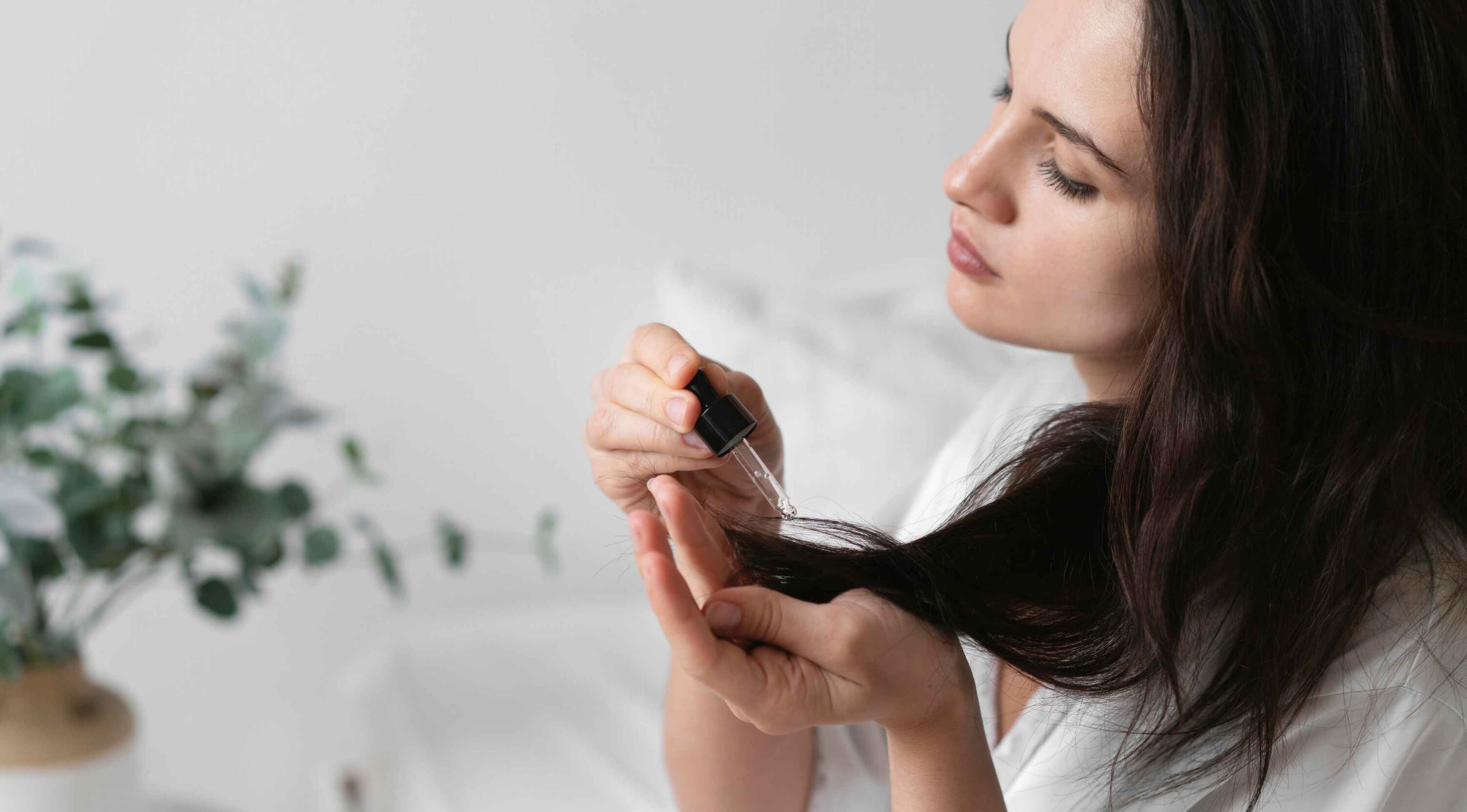 Step 4: Use a Lightweight Hair Serum