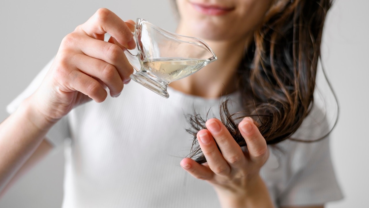 Deeply Moisturises the Scalp