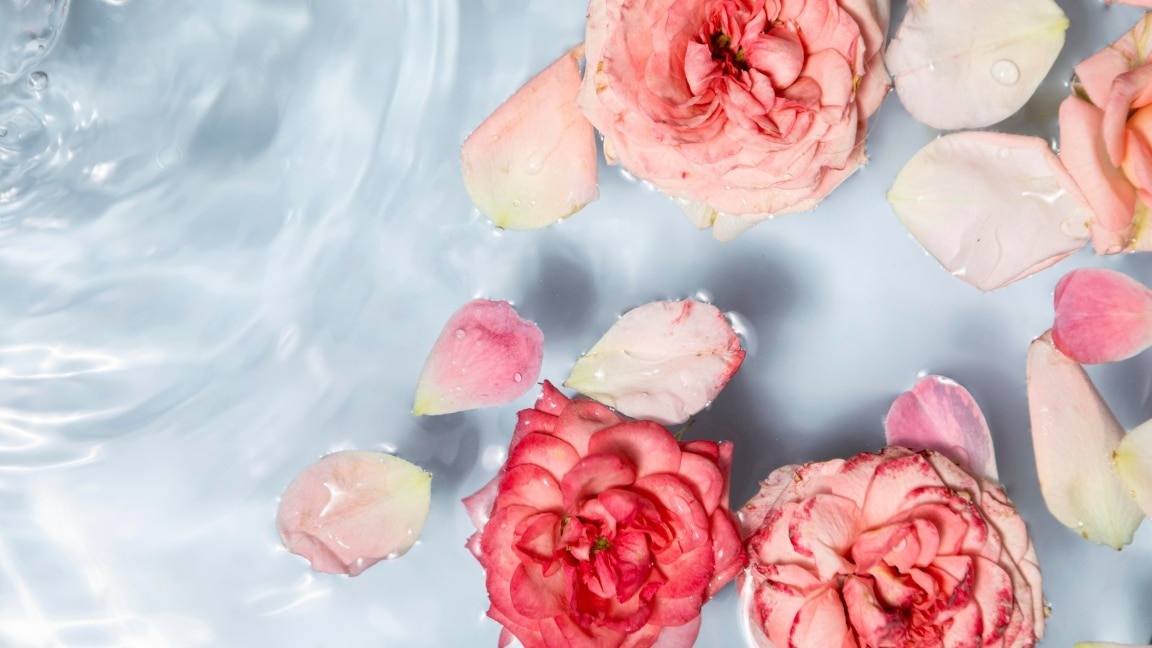 Image of Rose Water on Face Overnight Benefits – How to Use It to Get Glowing Skin