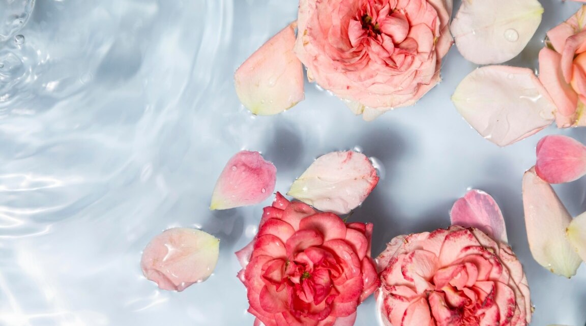 Rose Water on Face Overnight Benefits – How to Use It to Get Glowing Skin