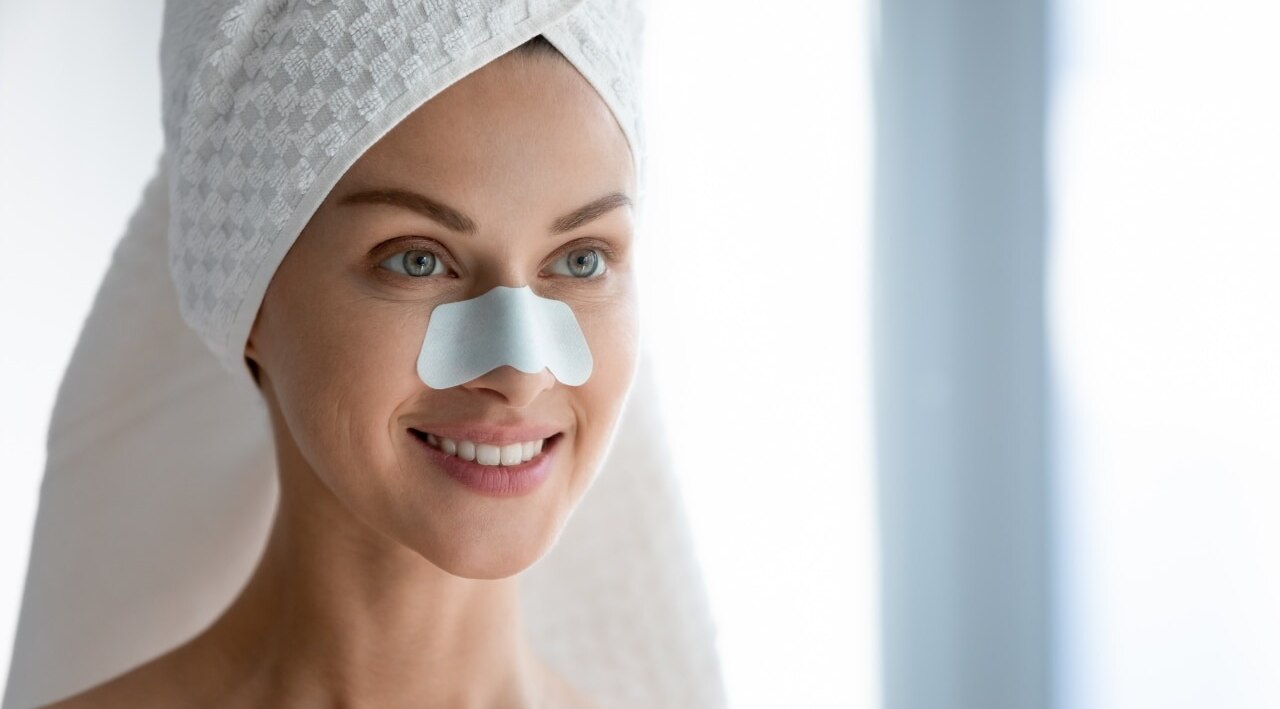Use Nose Strips for Blackheads