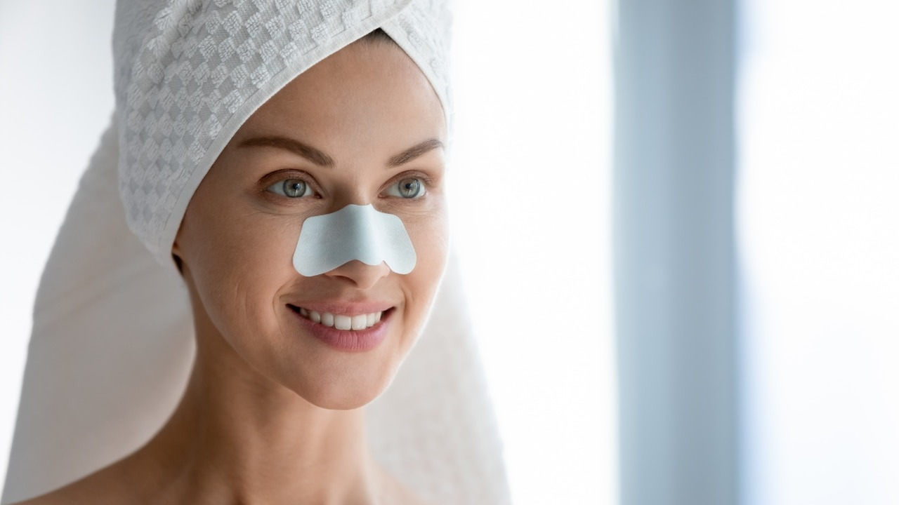 Use Nose Strips for Blackheads
