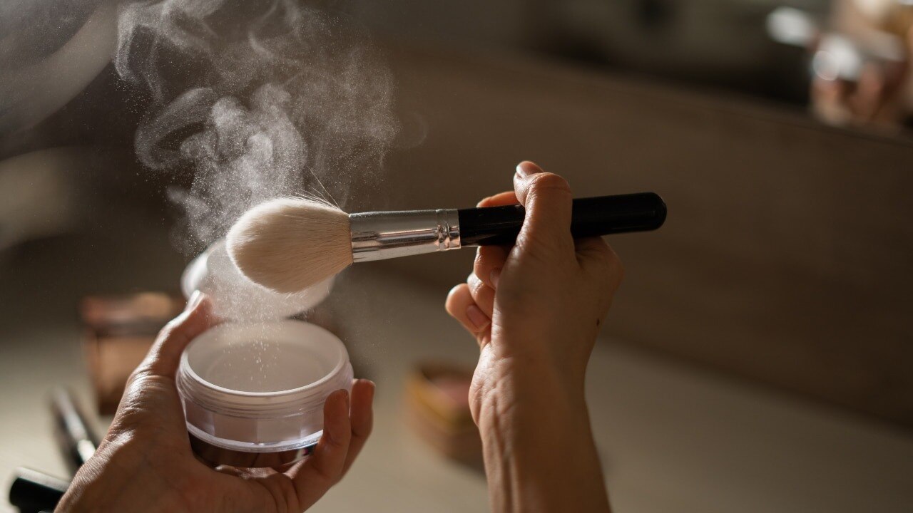 Set with Powder