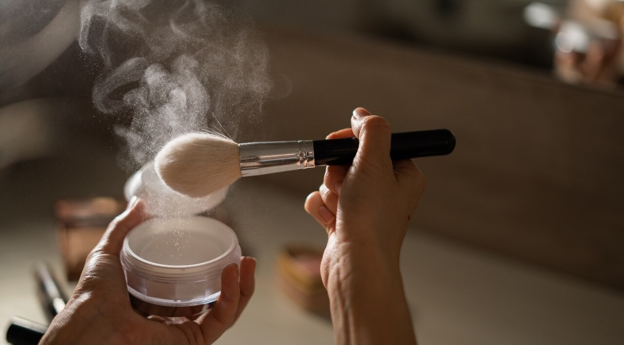 Set with Powder