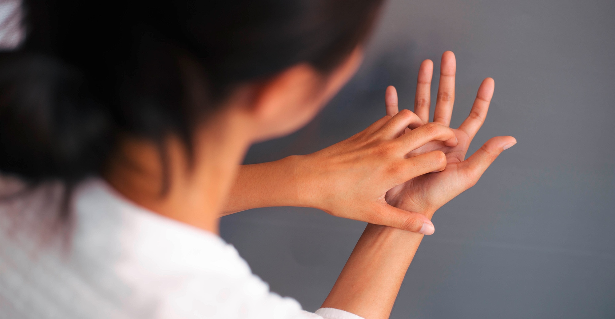 Why are my Hands so Dry?: Six Common Reasons | Dove