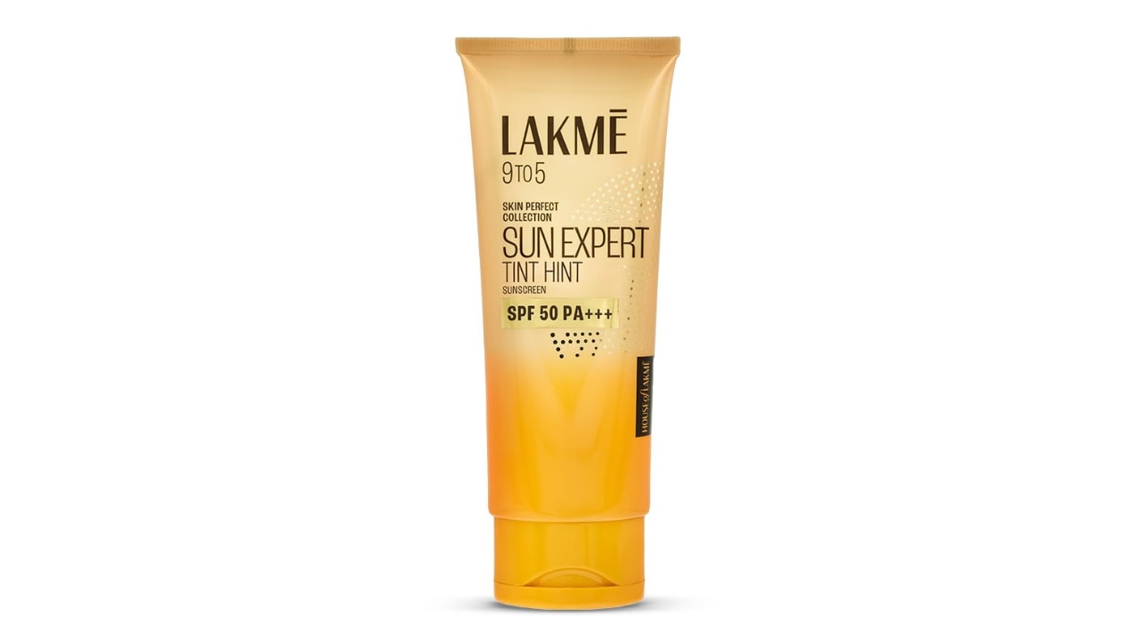 Lakmē Sun Expert Tinted Sunscreen
