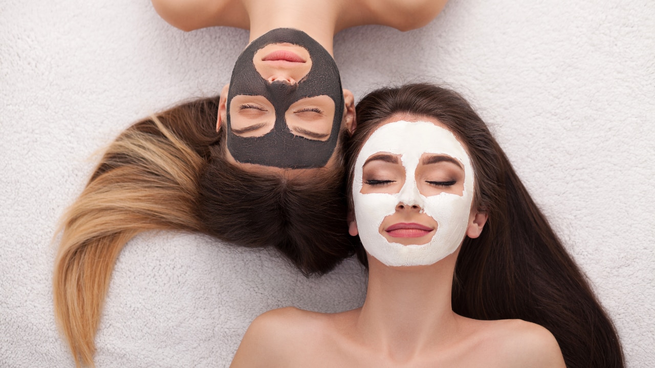 Benefits of Doing a Facial at Home Image