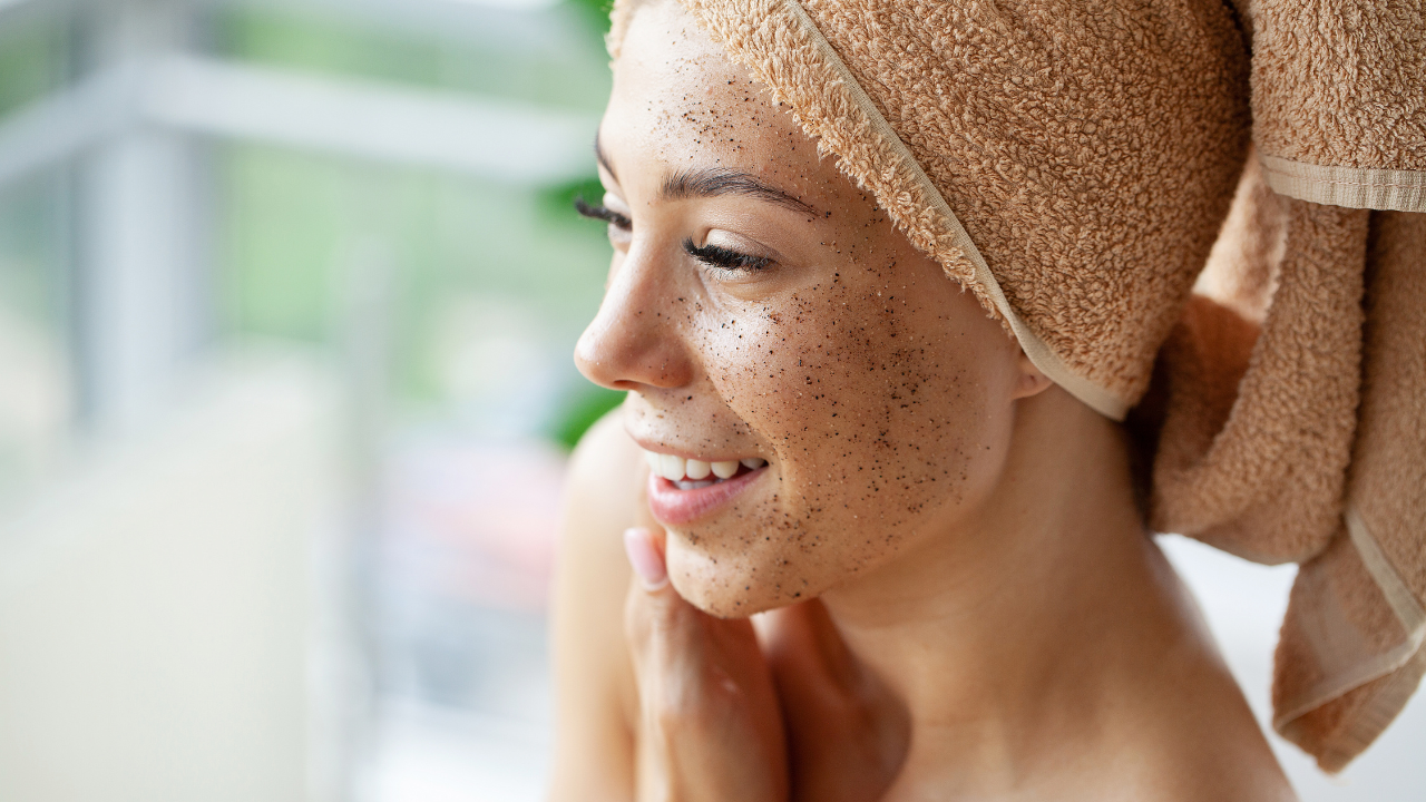 Exfoliating Scrub Description Image