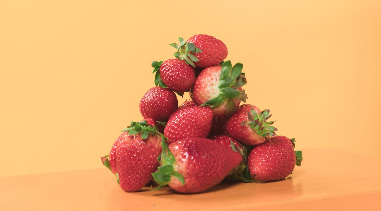 What Causes Strawberry Legs Image
