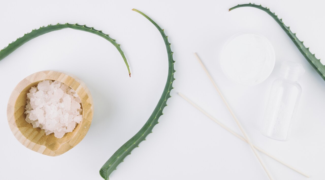 How to Make Aloe Vera Gel for Hair at Home image
