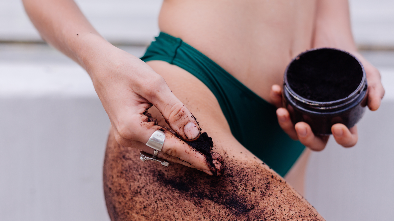 Coffee Scrub Benefits for Skin - Reduces cellulite