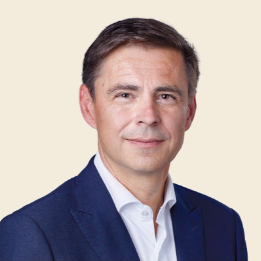 Stefan Bomhard