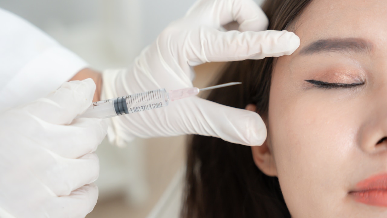 Injections: Hyaluronic acid injection