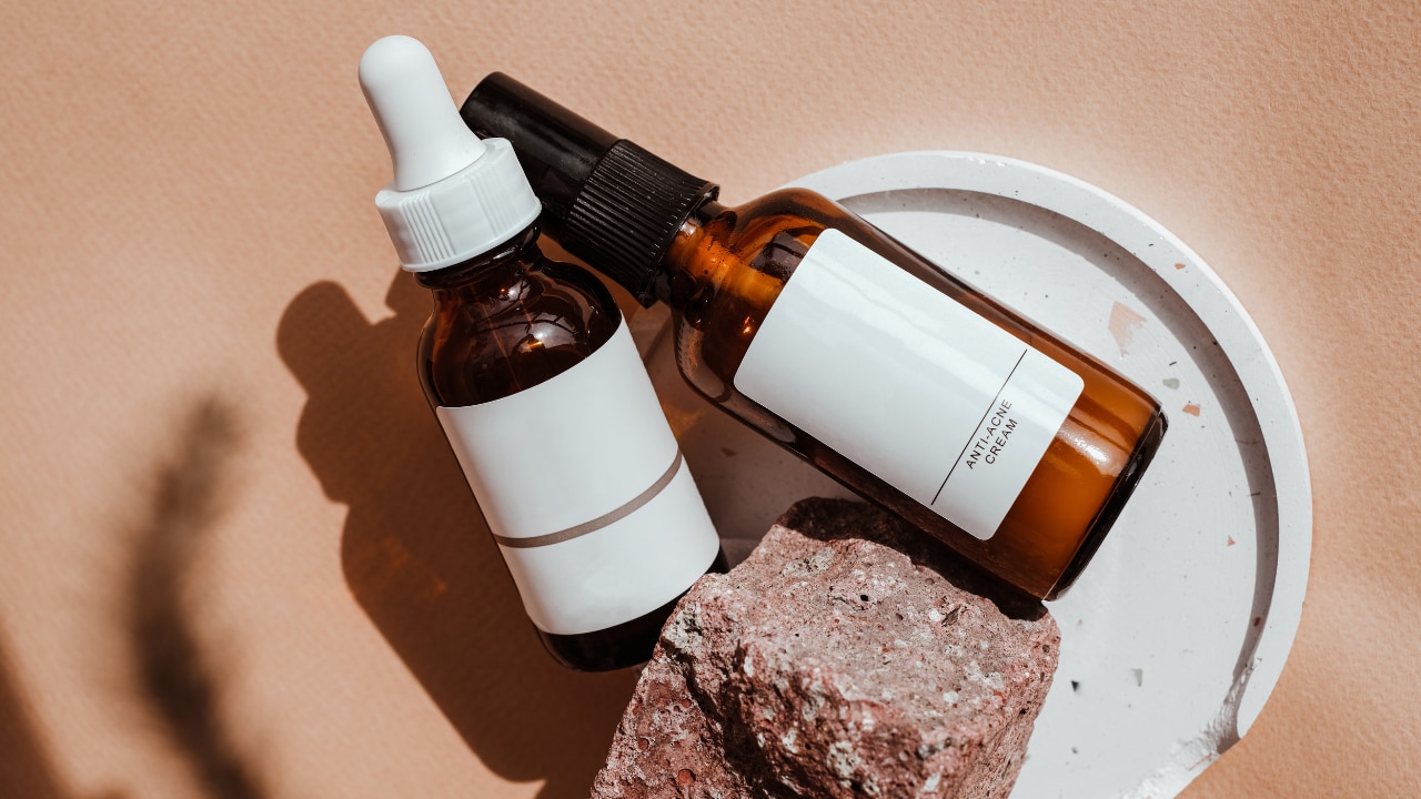 Vitamin C vs Niacinamide – The Key Differences Image