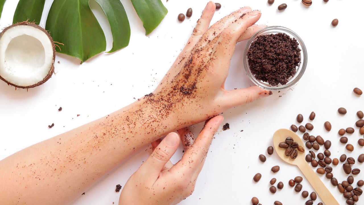 Coconut Oil & Coffee Scrub Image
