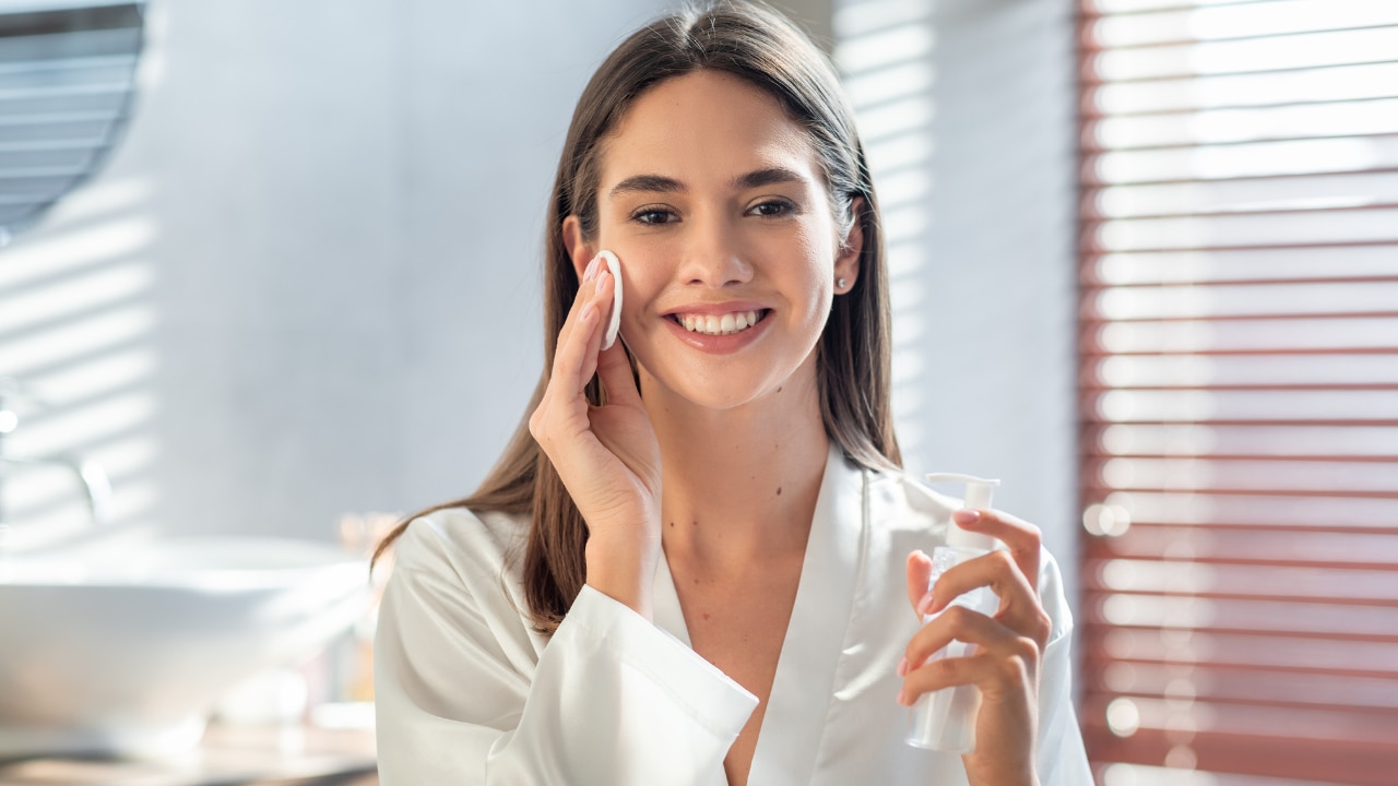 women applying toner