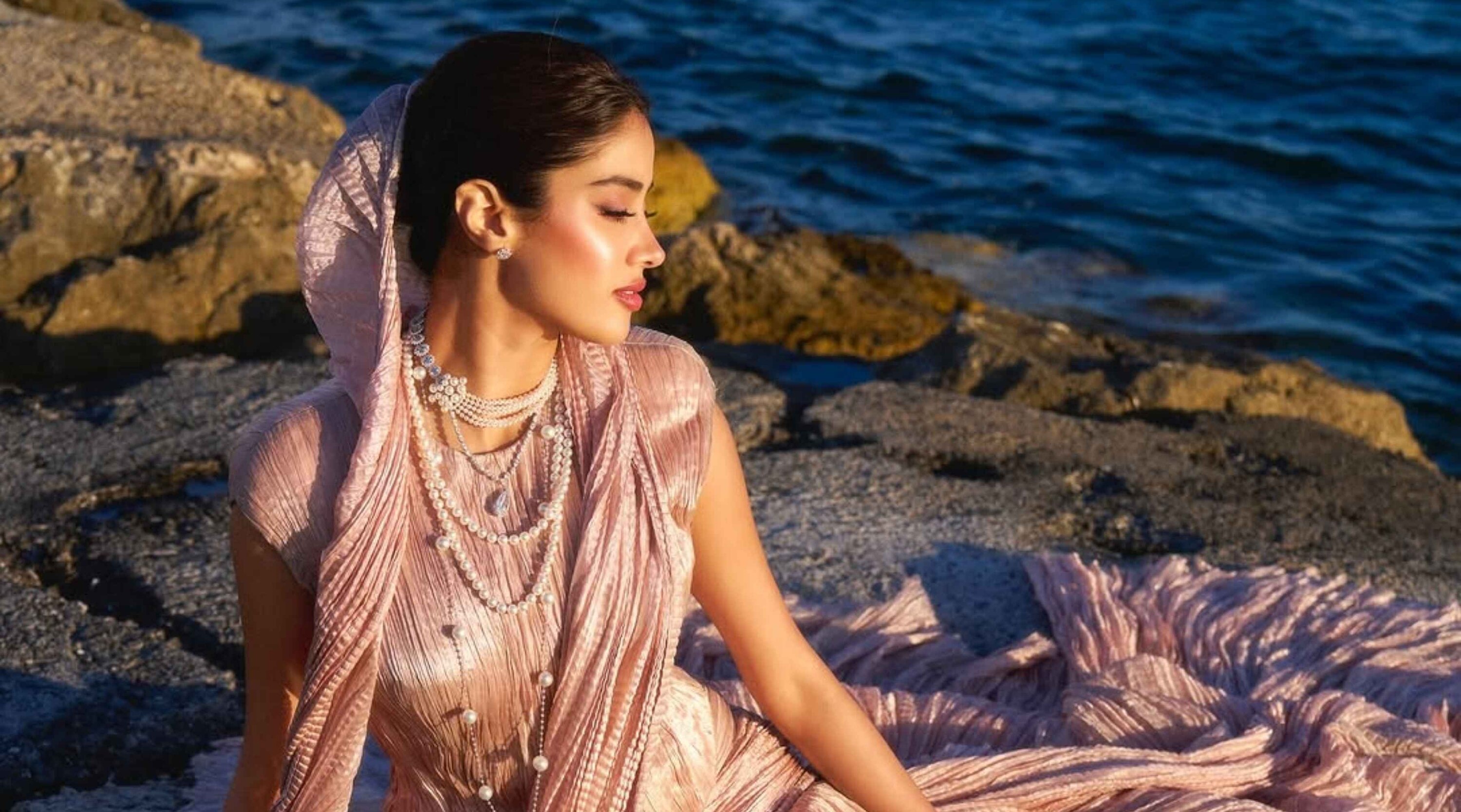 Dewy Makeup Look: Pro Tips and Steps to Nail the Glow