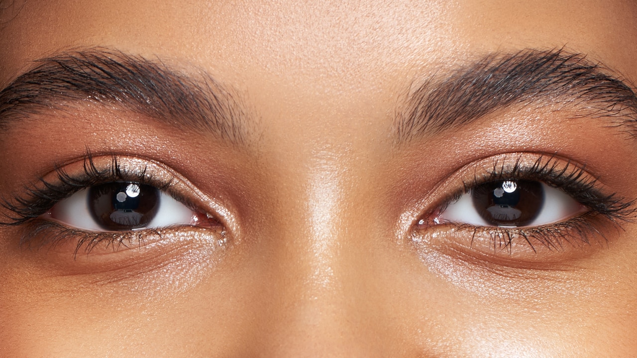 Maintaining Healthy Lashes Image