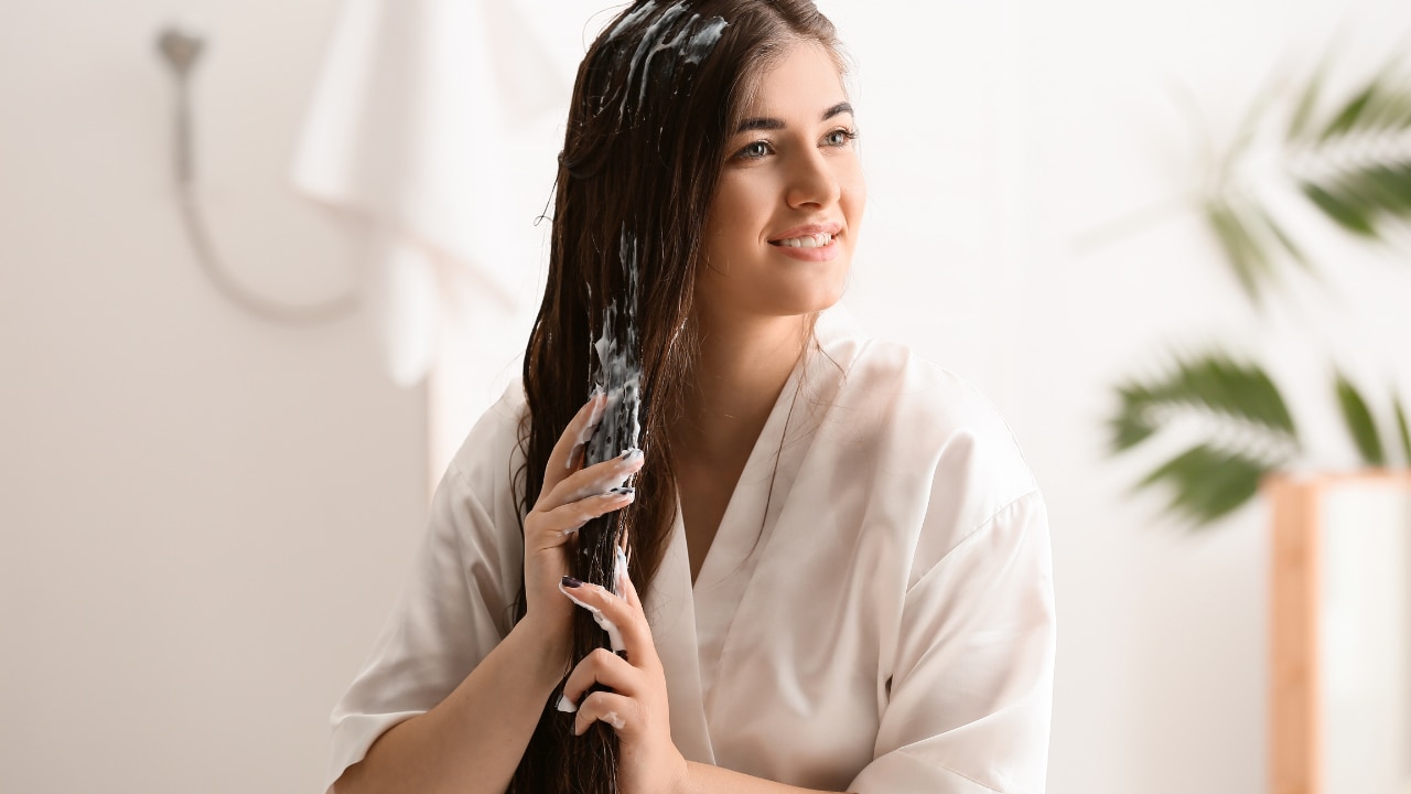 Hair Treatments for Frizzy Hair Image