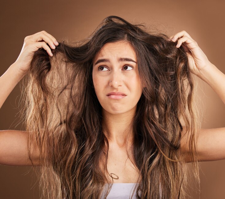 Image of Frizzy Hair: : Causes, How to Get Rid of Frizz, Remedies & Effective Treatments