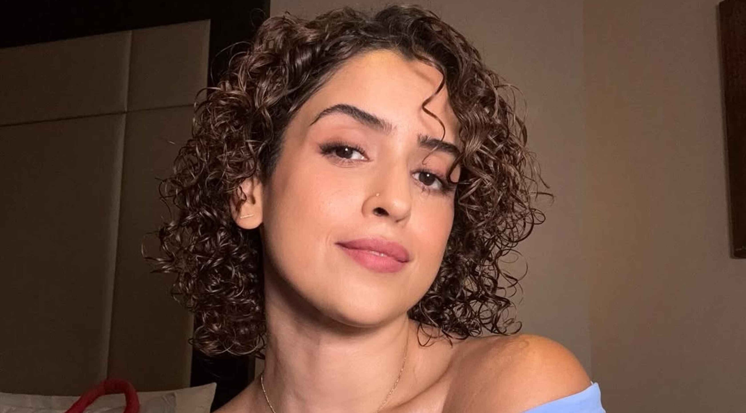 Curly Lob Image