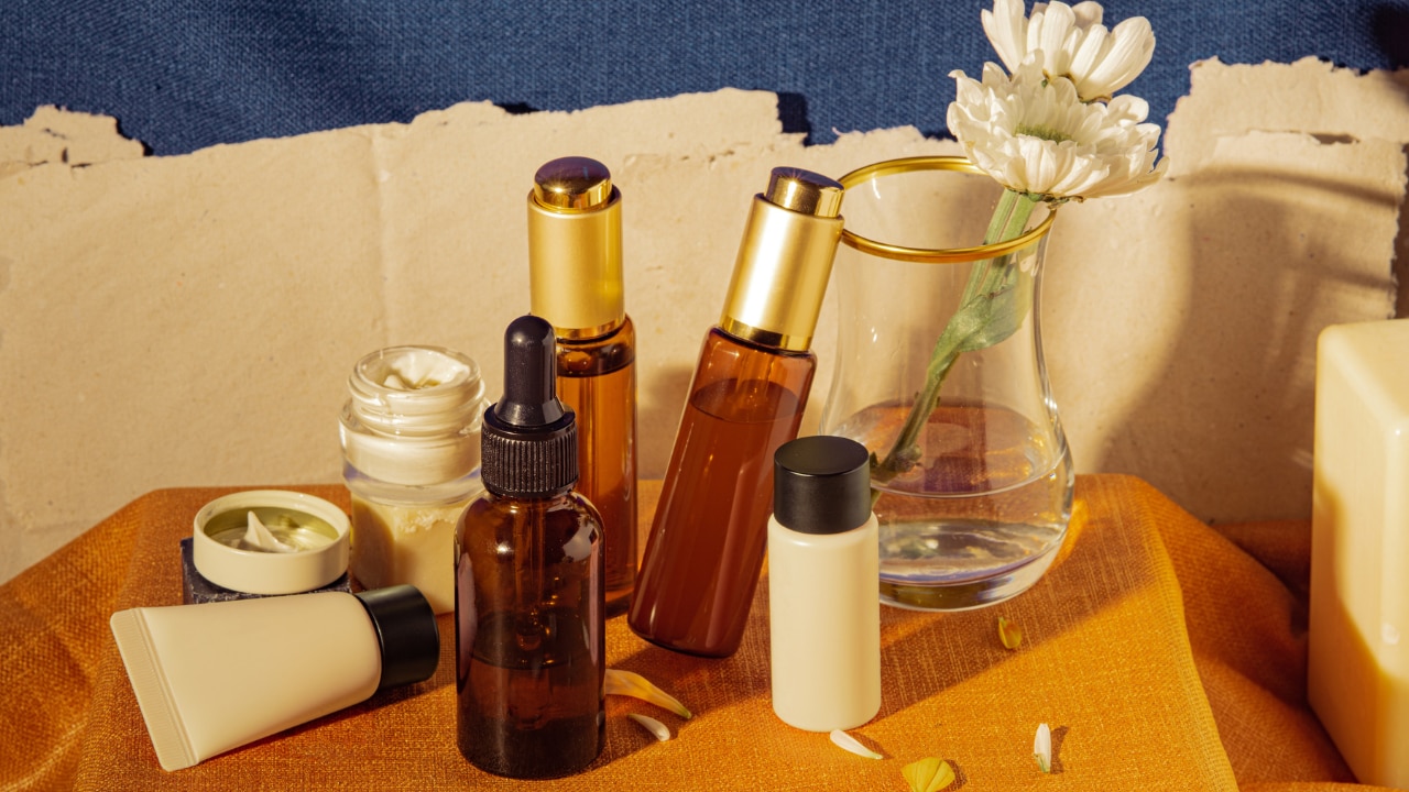 Hair Serum vs Oil What’s Better for Frizz Control Image