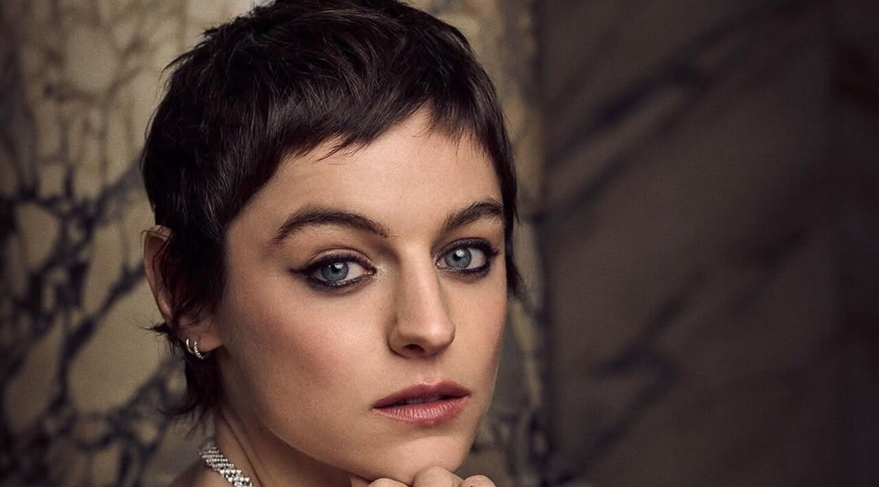 2. Cropped Pixie with Micro Bangs
