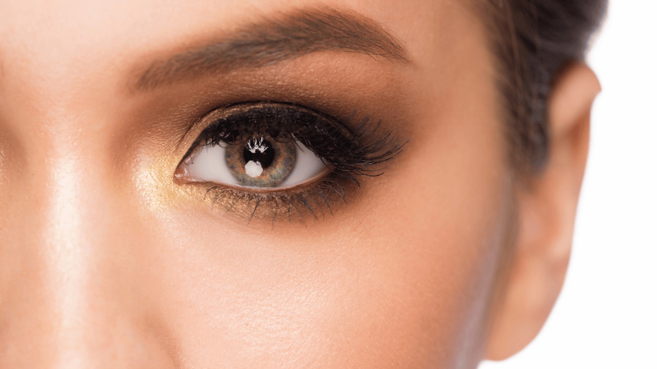 Extra Tip for Eye Makeup Lovers Image