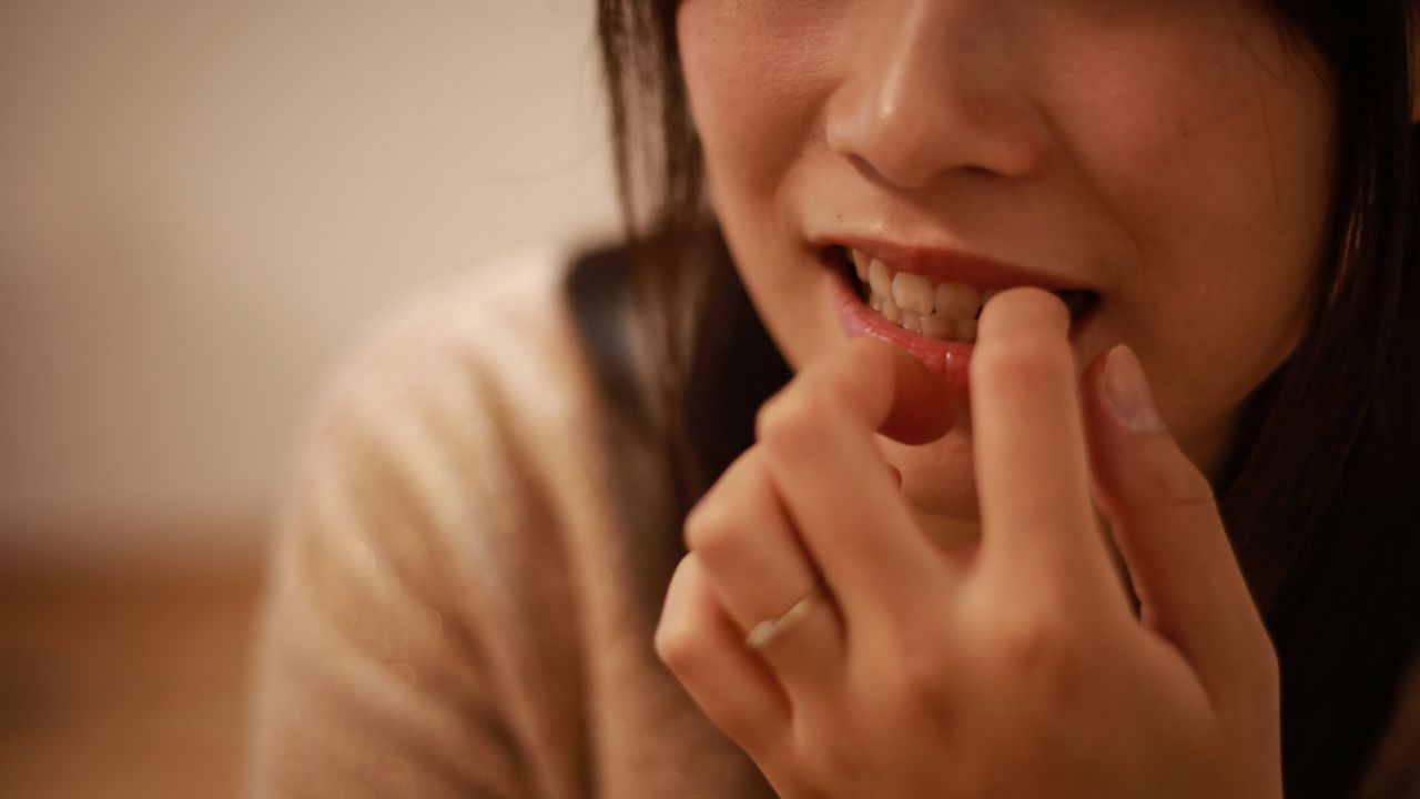 Avoid Nail Biting or Picking 1 Image