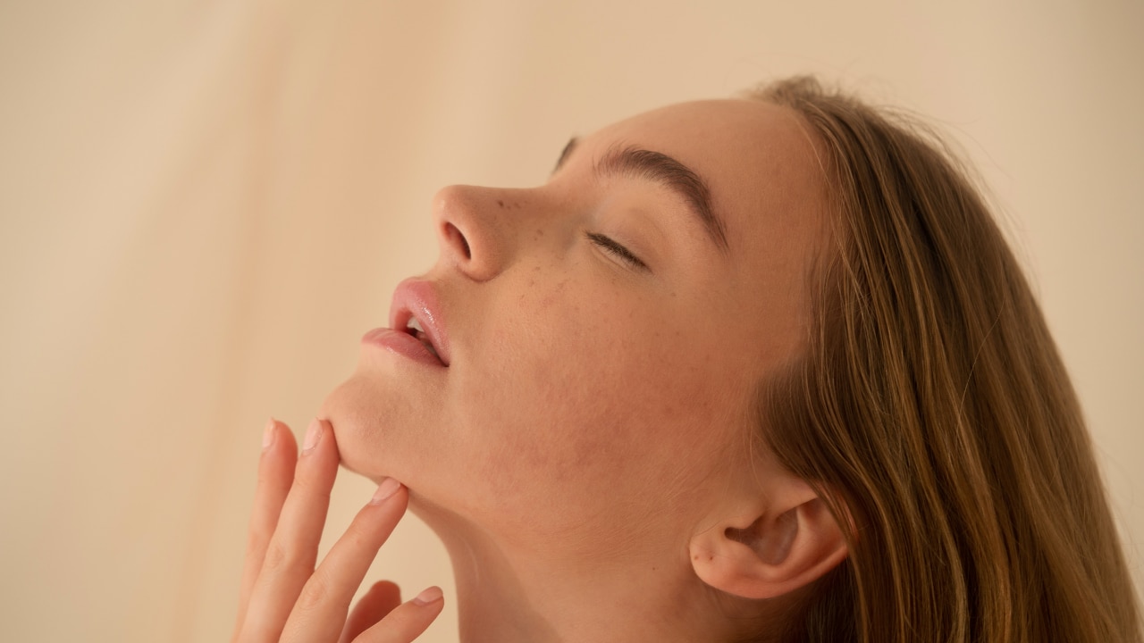 Offers a Relaxing Skincare Ritual Image