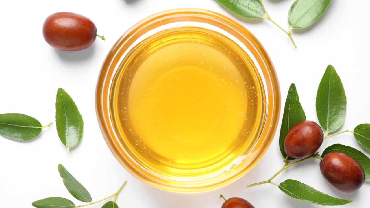 Jojoba Oil Uses for Hair