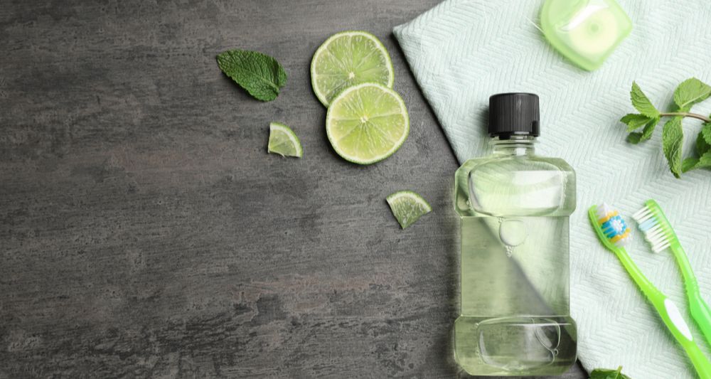 cara memutihkan gigi dengan jeruk nipis