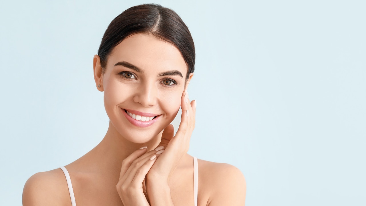 Brightens Skin Tone