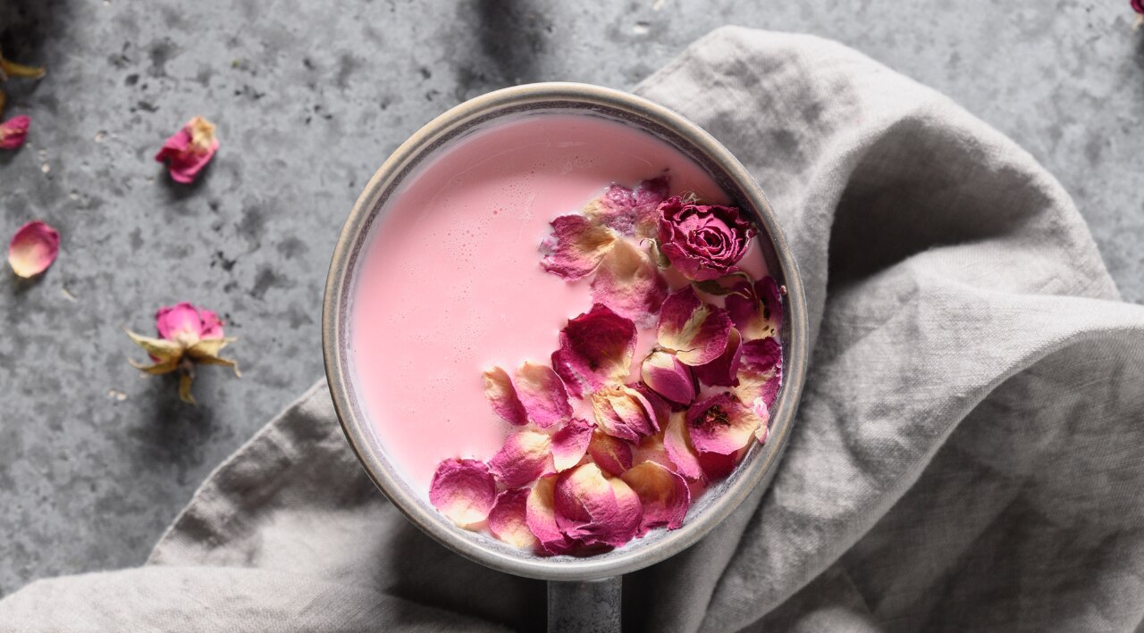 1. Rose and Yogurt Radiance Pack (For Brightening)
